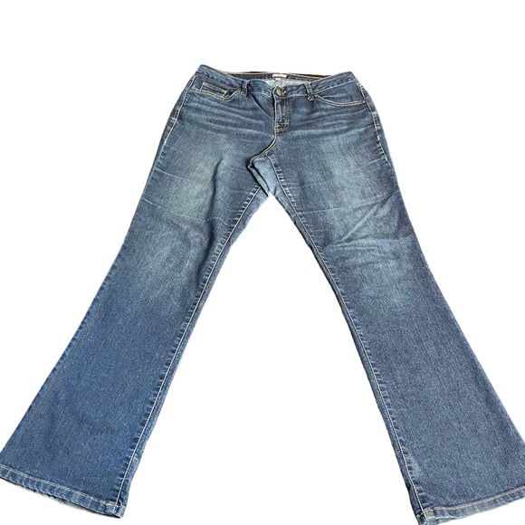 Woman’s blue jeans size 12 curvy modern boot lower rise S & Co. - Picture 2 of 10